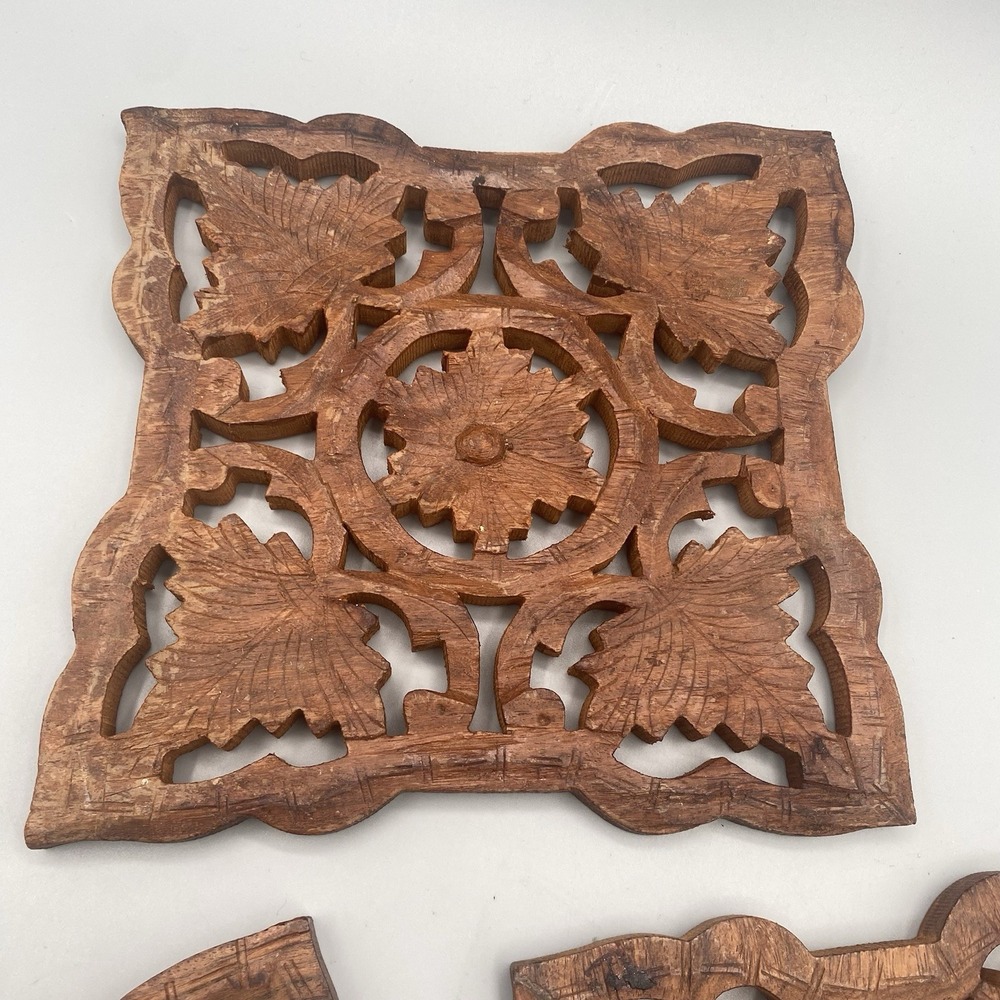 Vintage Hand Carved Wooden Trivets Hot Plates INDIA 3pcs 2 Large 1 Smaller - Picture 4 of 8